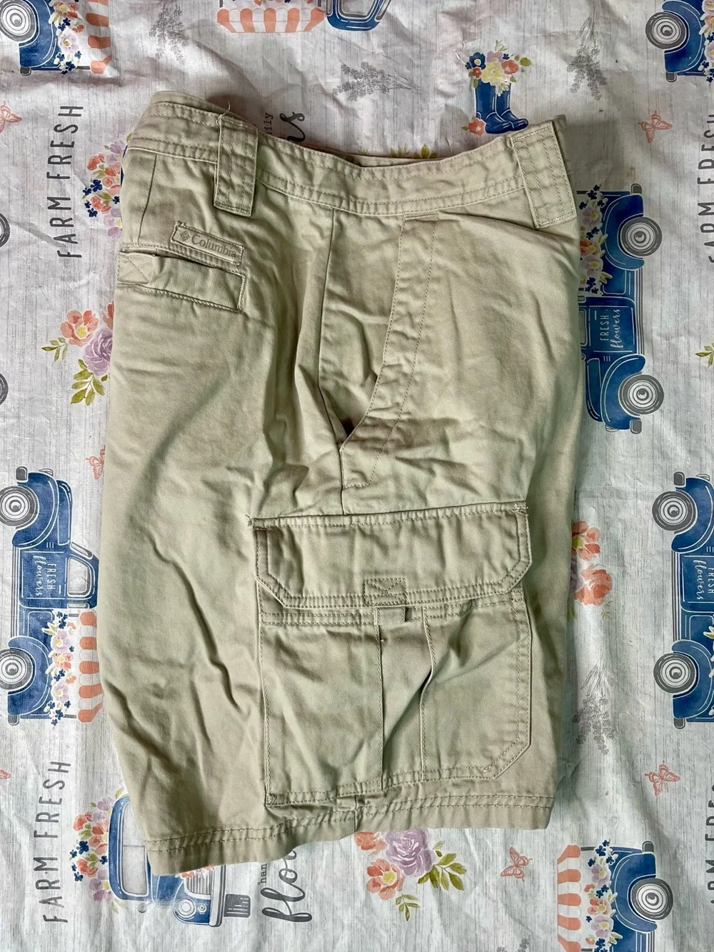 Y2K Columbia Men's Rugged Cotton Hiking Cargo Shorts Khaki Tan Size 36